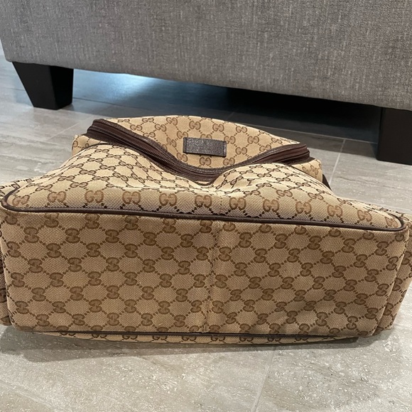 Authentic Gucci diaper bag - Picture 5 of 5